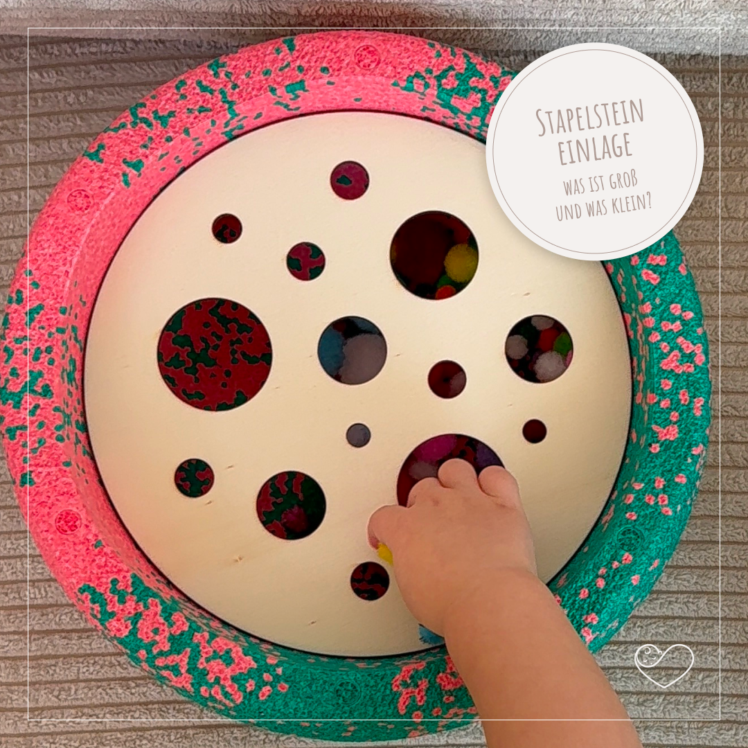 Stapelstein Aktivitätsplatte "Lochplatte (groß und klein)"