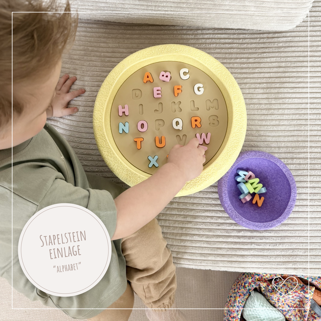 Stapelstein Aktivitätsplatte "Alphabet"