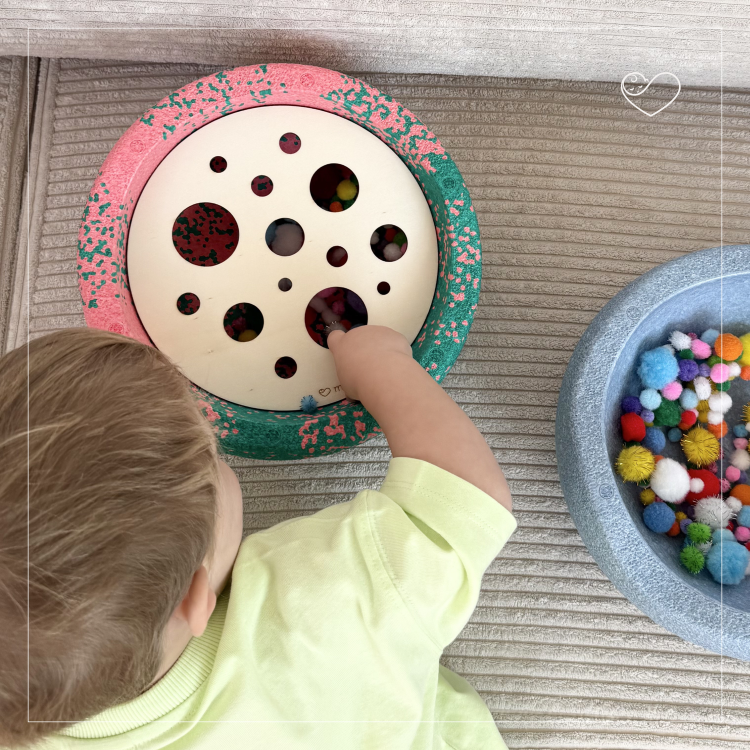 Stapelstein Aktivitätsplatte "Lochplatte (groß und klein)"